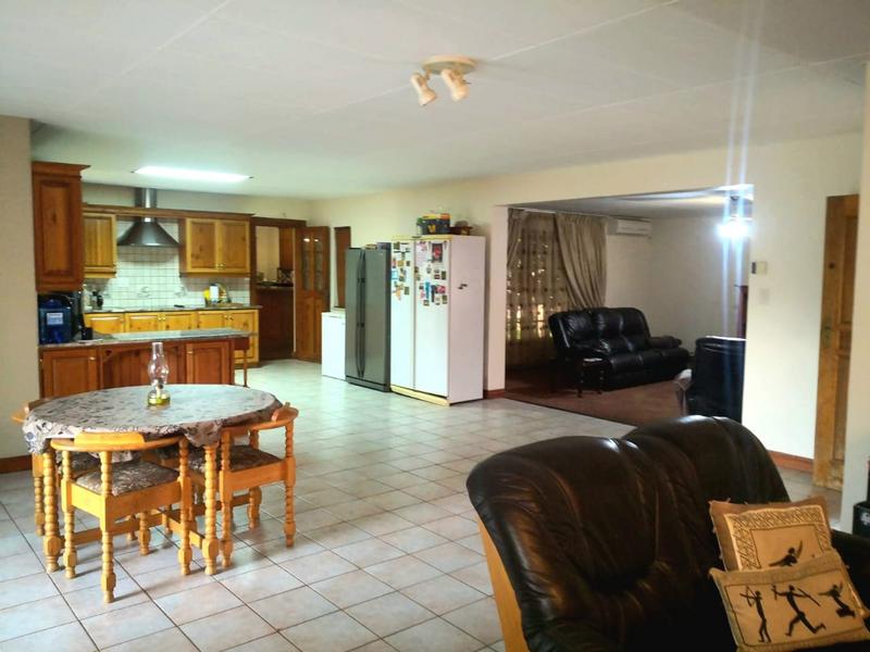 5 Bedroom Property for Sale in Stilfontein North West